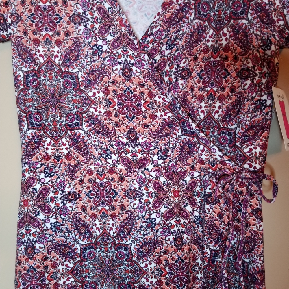 HIGH/LOW WRAP DRESS - Picture 2 of 4